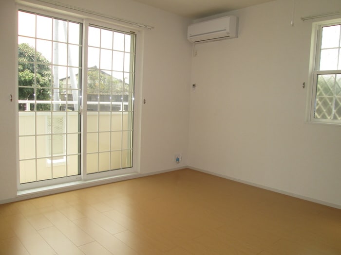 物件内観写真10　(居室)