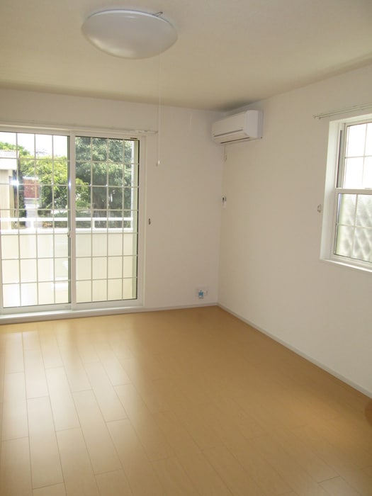 物件内観写真13　(居室)