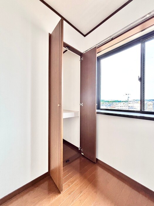 物件内観写真9　(収納)