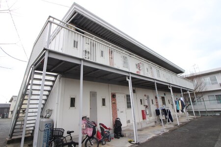 中冨ハイツⅢ外観写真