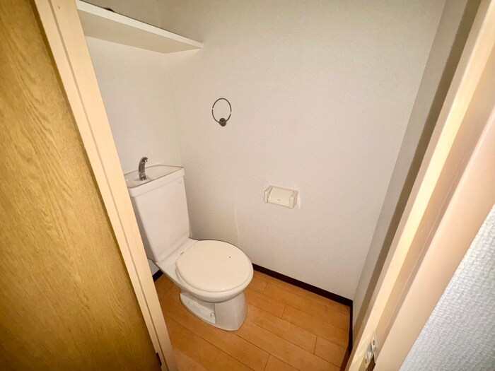 物件内観写真10　(トイレ)