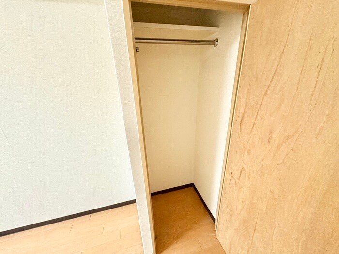 物件内観写真13　(収納)