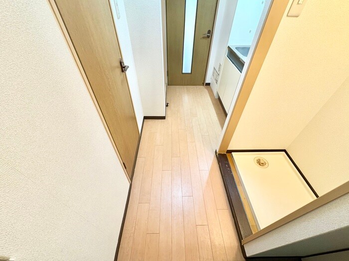 物件内観写真19　(廊下)