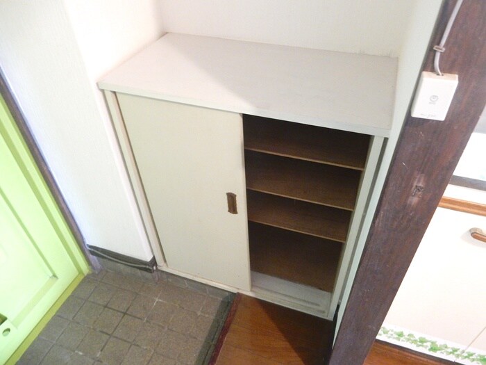 物件内観写真10　(靴箱)