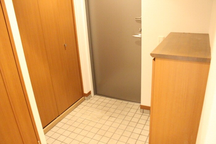 物件内観写真14　(玄関)