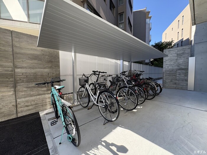 物件外観写真5　(駐輪場)