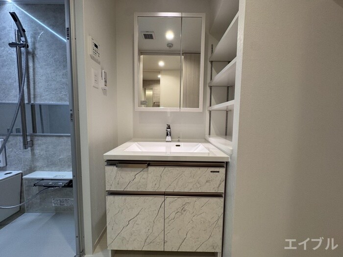 物件内観写真13　(洗面)