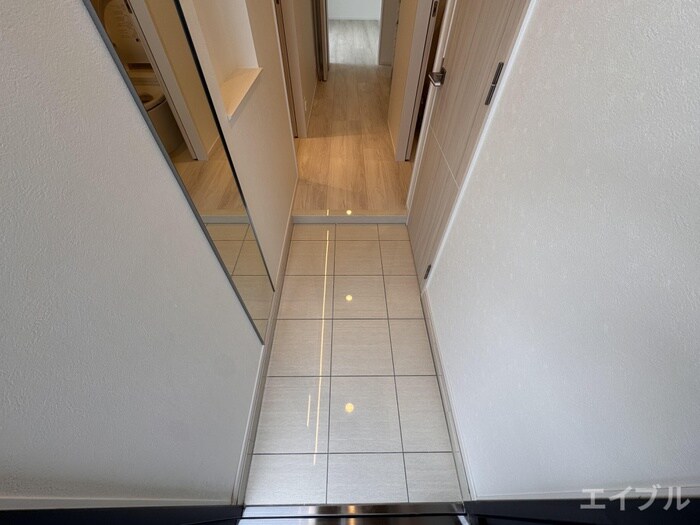 物件内観写真15　(玄関)