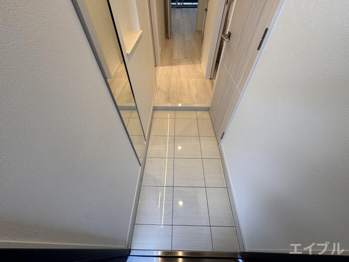 物件内観写真15　(玄関)