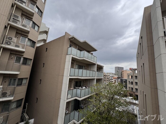 物件内観写真16　(室内からの展望)