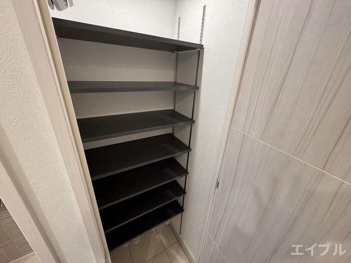 物件内観写真17　(靴箱)