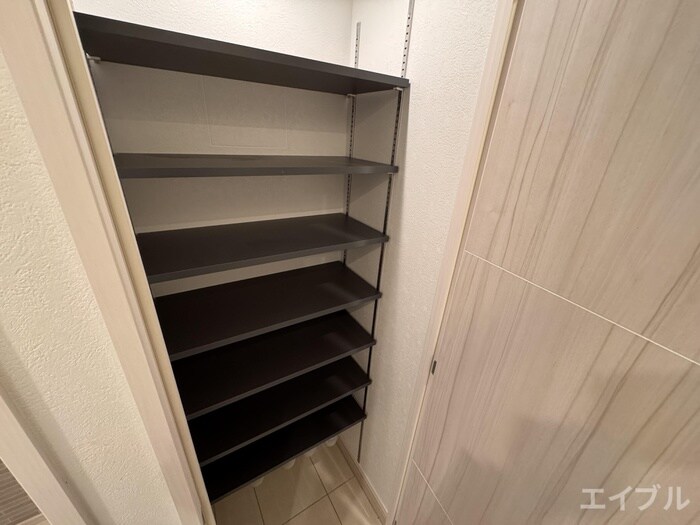物件内観写真17　(靴箱)
