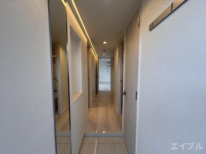 物件内観写真20　(廊下)