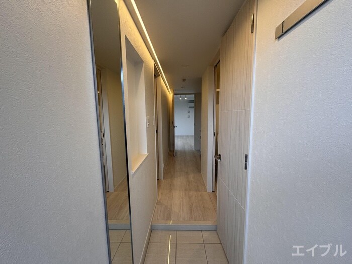 物件内観写真20　(廊下)