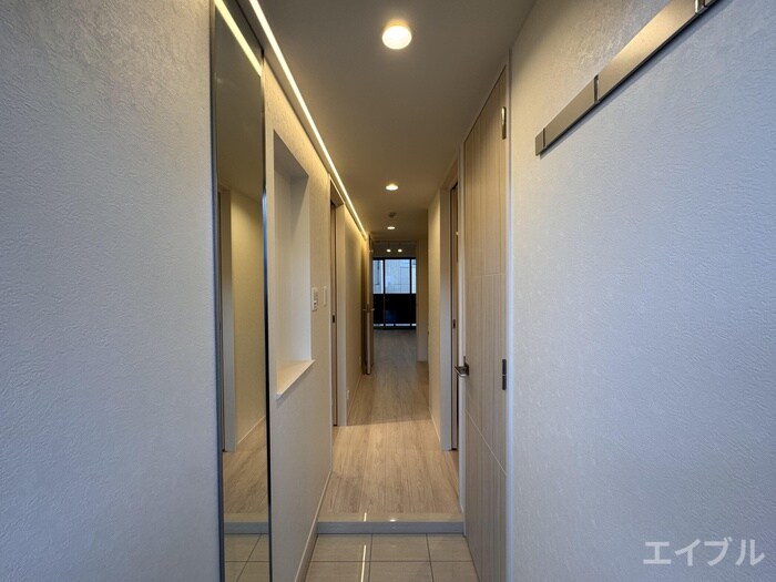 物件内観写真20　(廊下)