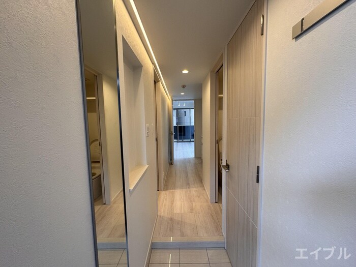 物件内観写真20　(廊下)