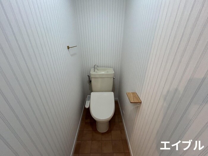 物件内観写真14　(トイレ)