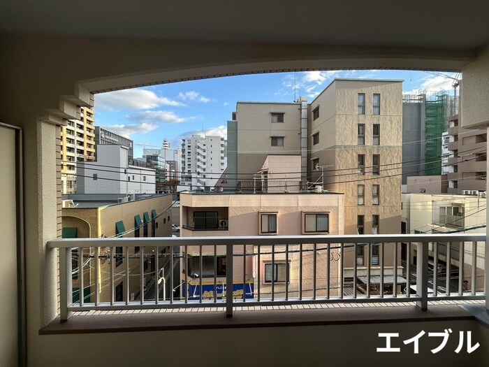 物件内観写真22　(室内からの展望)