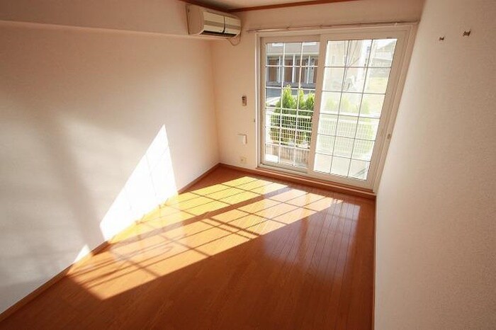 物件内観写真11　(内観写真)