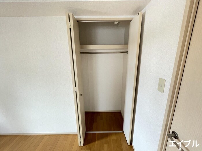 物件内観写真18　(収納)