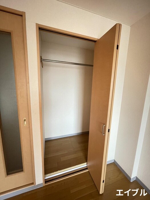 物件内観写真12　(収納)