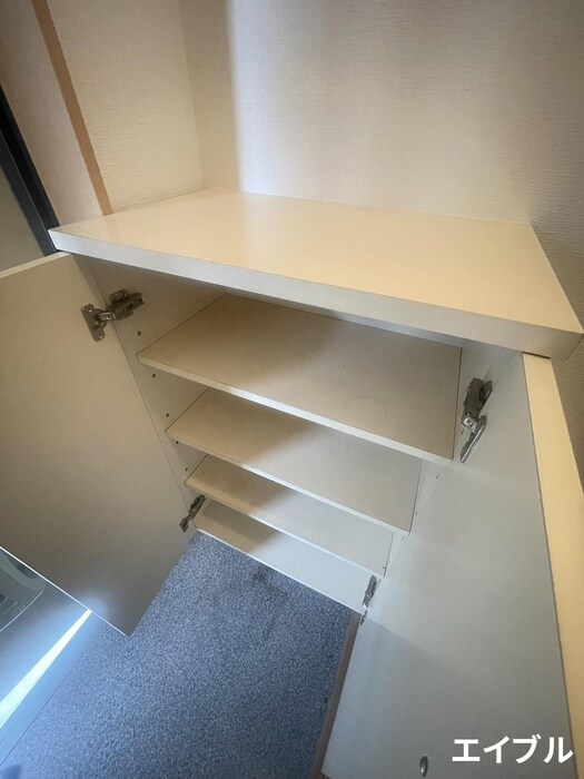 物件内観写真15　(靴箱)