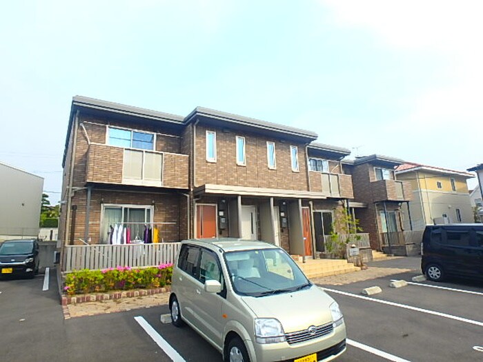 物件外観写真2　(外観写真)