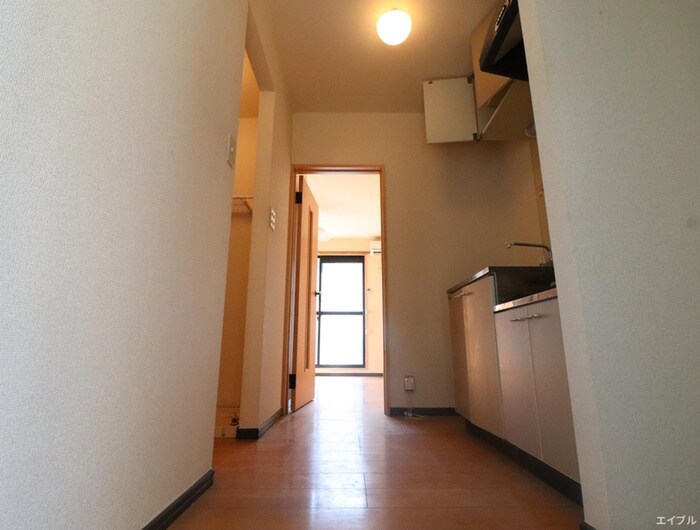 物件内観写真19　(廊下)