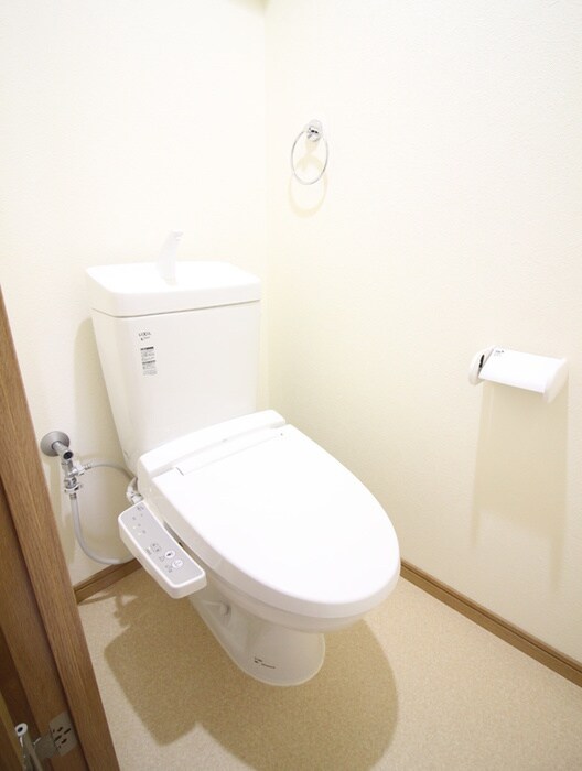 物件内観写真14　(トイレ)