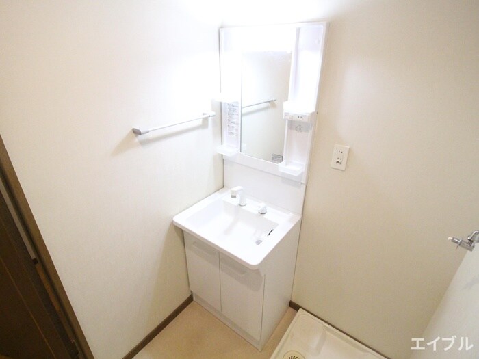 物件内観写真9　(洗面)