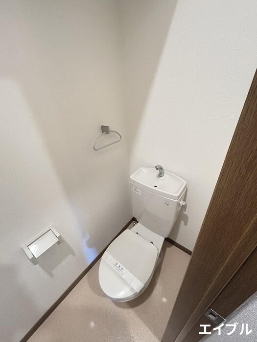 物件内観写真10　(トイレ)