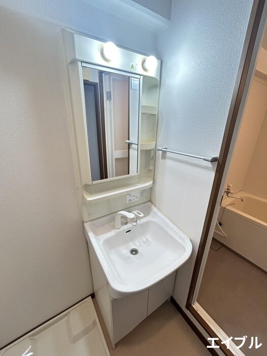 物件内観写真11　(洗面)