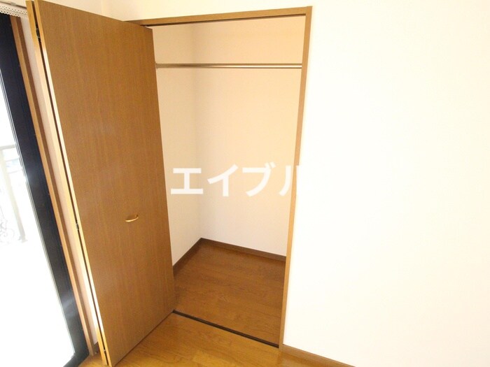 物件内観写真13　(収納)