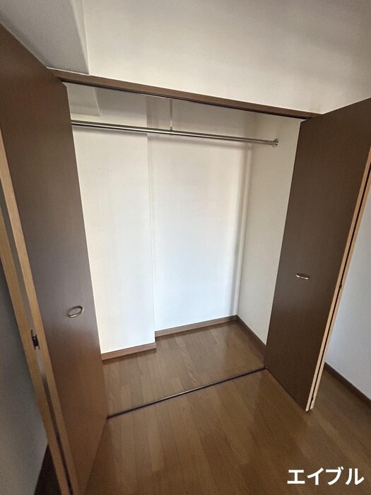 物件内観写真16　(収納)