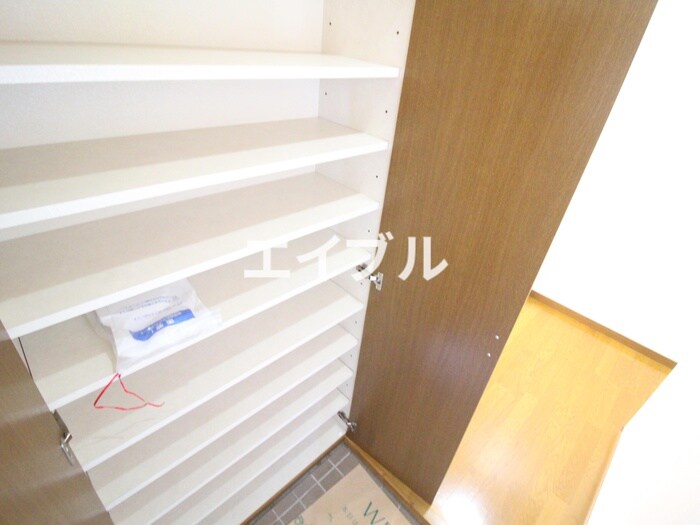 物件内観写真18　(靴箱)