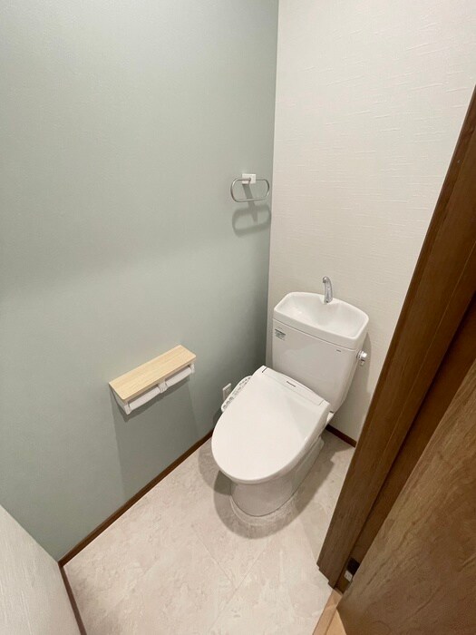 物件内観写真12　(トイレ)