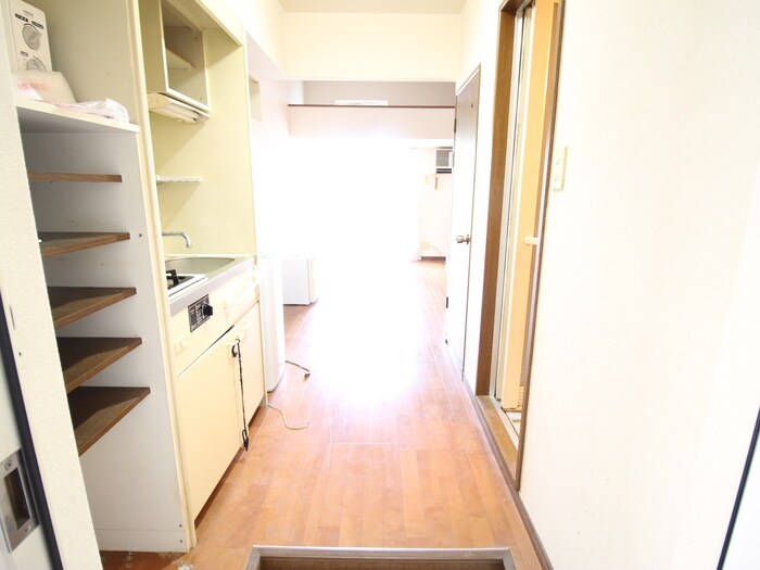 物件内観写真9　(廊下)