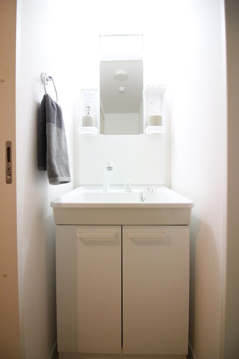 物件内観写真7　(洗面)