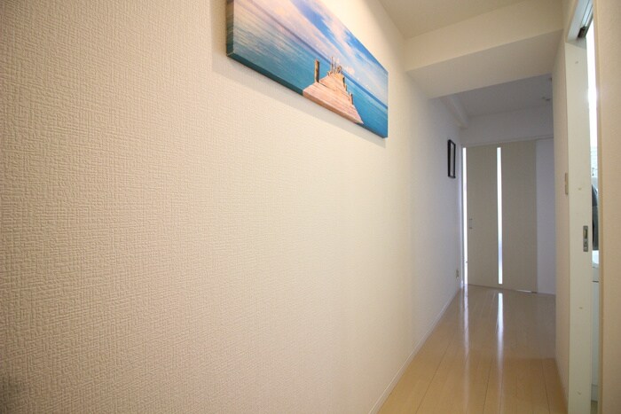 物件内観写真11　(廊下)