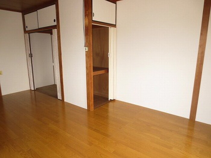 物件内観写真6　(居室)