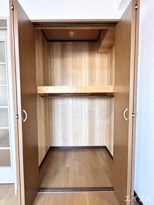 物件内観写真13　(収納)