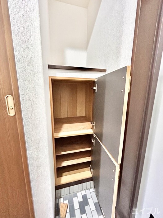 物件内観写真15　(靴箱)