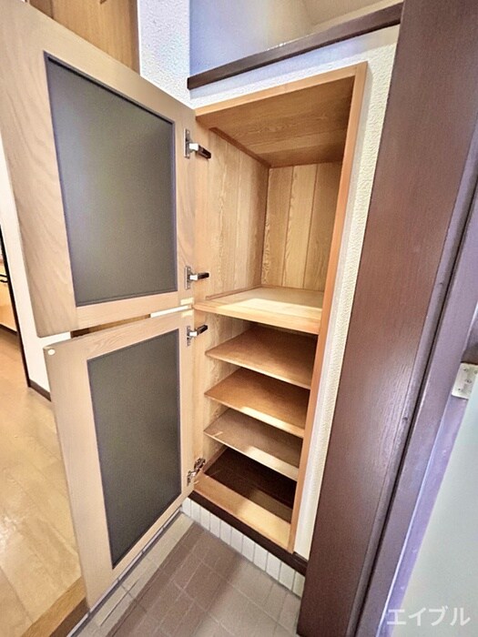 物件内観写真17　(靴箱)