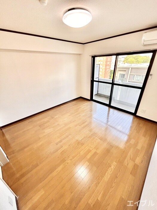 物件内観写真22　(居室)