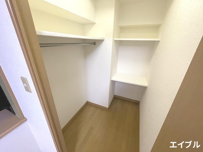 物件内観写真10　(収納)