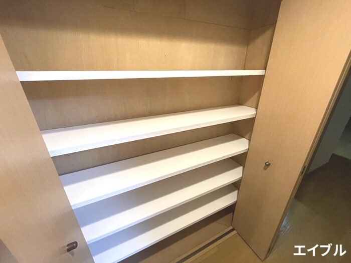 物件内観写真22　(収納)