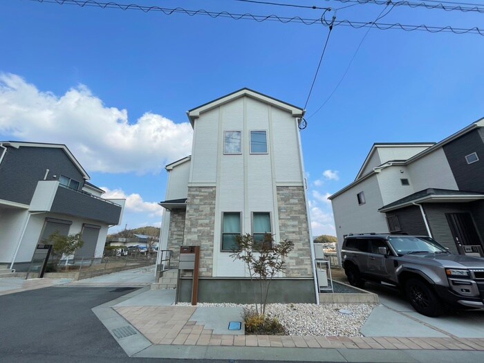 物件外観写真2　(その他)