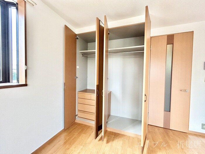 物件内観写真10　(収納)