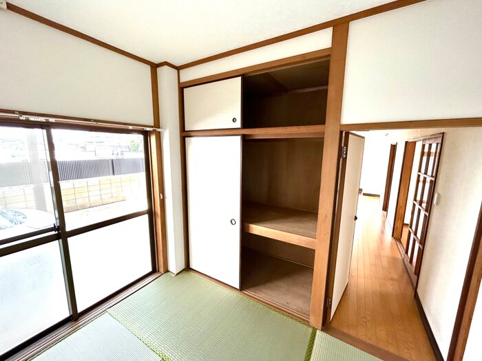 物件内観写真18　(収納)