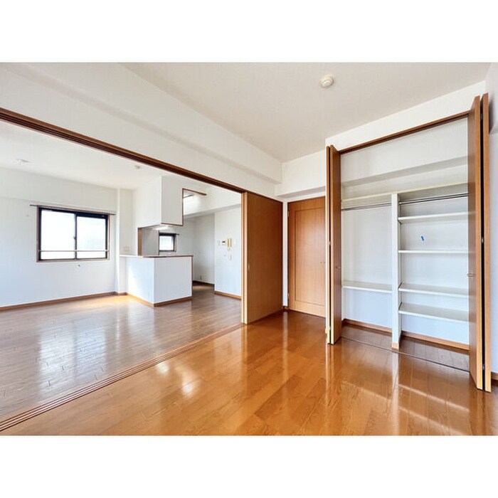 物件内観写真8　(収納)